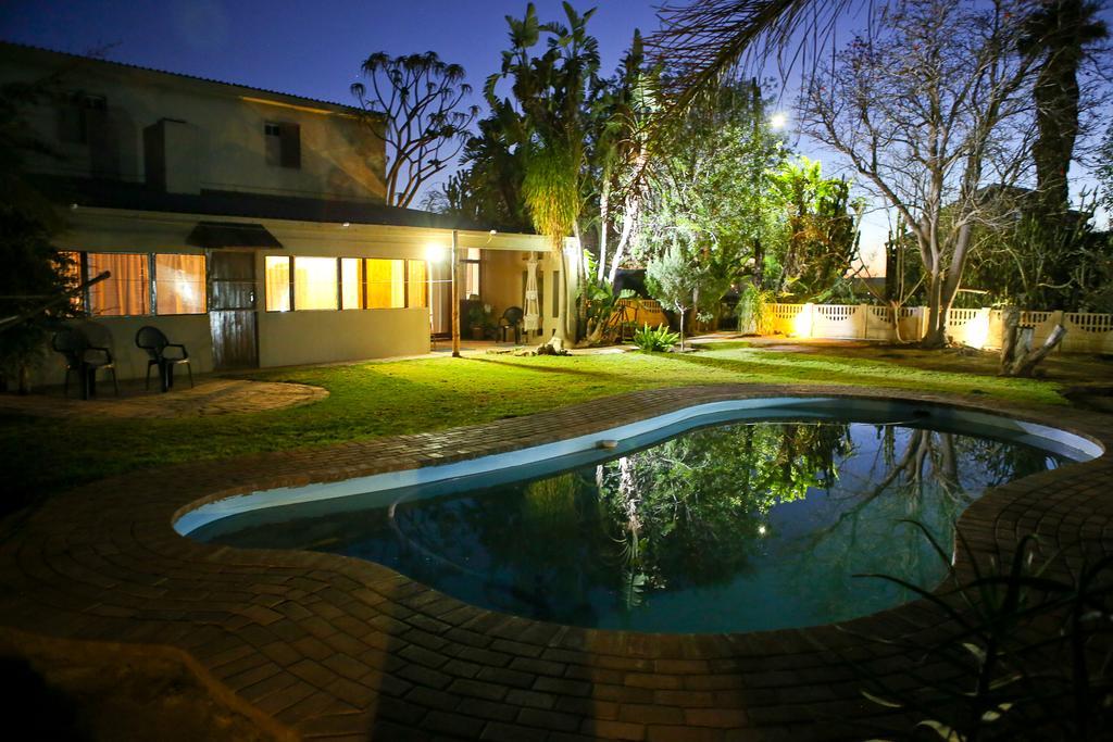 Oudtshoorn Homestay Accommodation 외부 사진